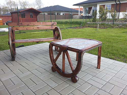 Lavice a stolek - Zahradní nábytek na míru
